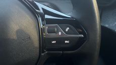 Peugeot 208 1.2 PureTech 100 Allure 5dr Petrol Hatchback